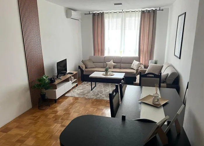Kala Dobrinja Apartment *